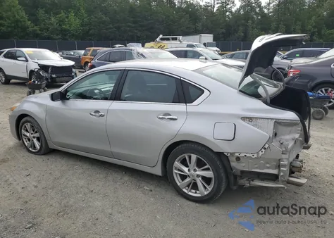 2013 Nissan Altima 2.5 z USA, uszkodzony, nr VIN 1N4AL3AP1DC282975